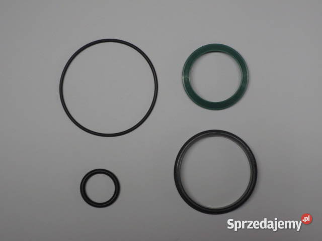 Uszczelnienie siłownika podnoszenia hederu Konstantynów Łódzki sprzedam