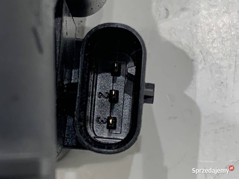 DODATKOWA POMPA WODY AUDI Q8 06H121601P 30 286