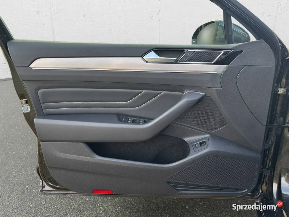 Volkswagen Passat 15 TSI EVO Elegance DSG Z Passat Warszawa