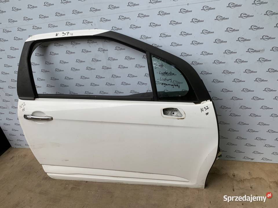 CITROEN DS3 11r drzwi prawe przód osobowe Kielce