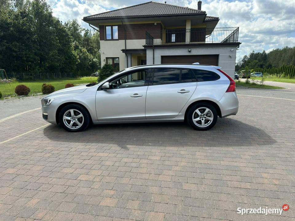 Volvo V60 I 20102018 Rok produkcji 2013 mazowieckie Lipówki