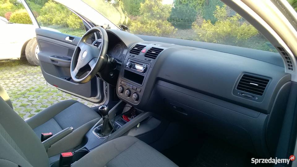 Sprzedam VW Golf V 19 TDI 2008 SREBRNY METALIK Golf Werynia