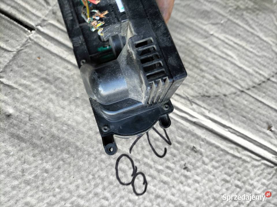 VECTRA B PANEL NAWIEWU CLIMATRONIC 69262202 Wyposażenie wnętrza Kamień-Kolonia