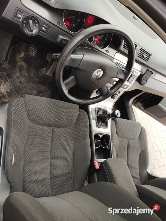 SPRZEDAM VOLKSWAGEN PASSAT B6 KOMBI -1cm3 Osiek