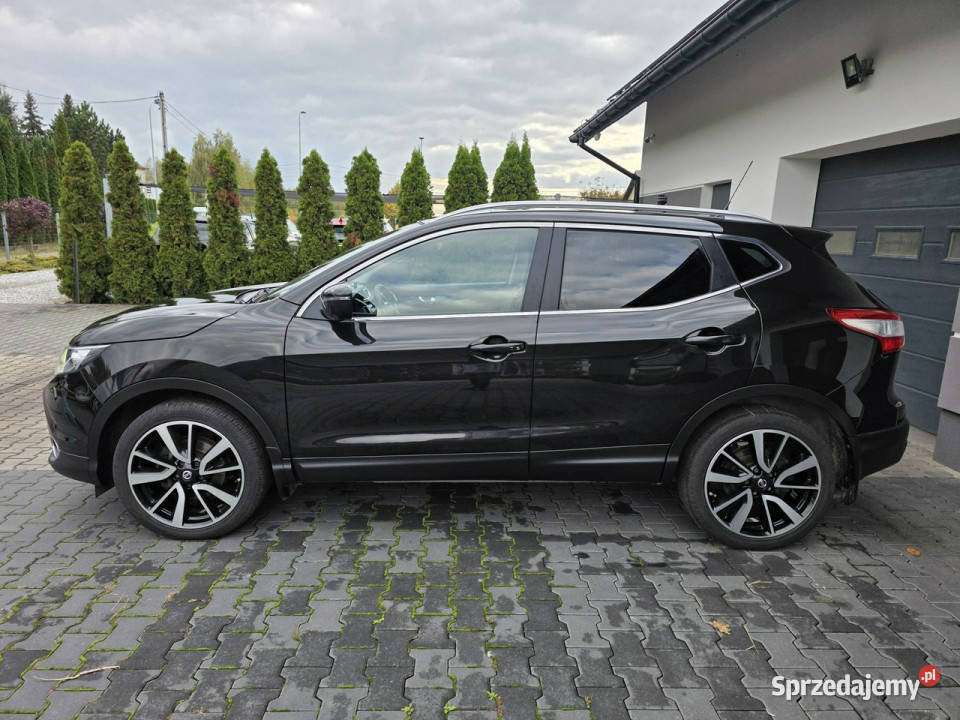 Nissan Qashqai kamera cofaniakamery