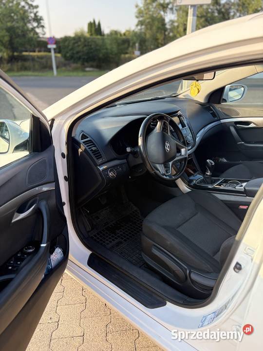 Hyundai i40 16 GDI Classic Rok produkcji 2013 Inowrocław