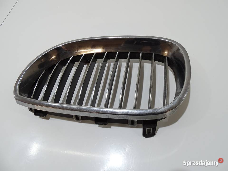 ATRAPA NERKA GRILL BMW E60 E61 OE 7065701 Strzyżewice