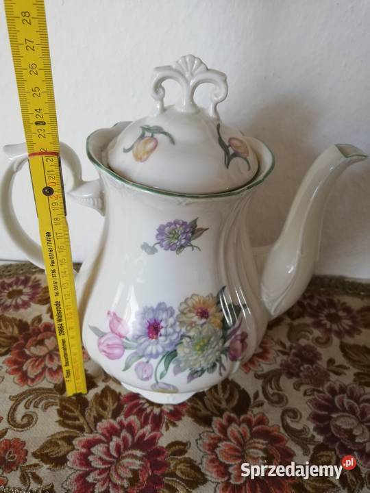 Duży porcelanowy kwiatowy stary dzbanek ecru Gorlice sprzedam