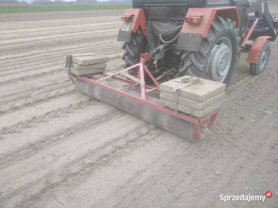 Wał łąkowy uprawowy zawieszany do ciągnika Skaryszew