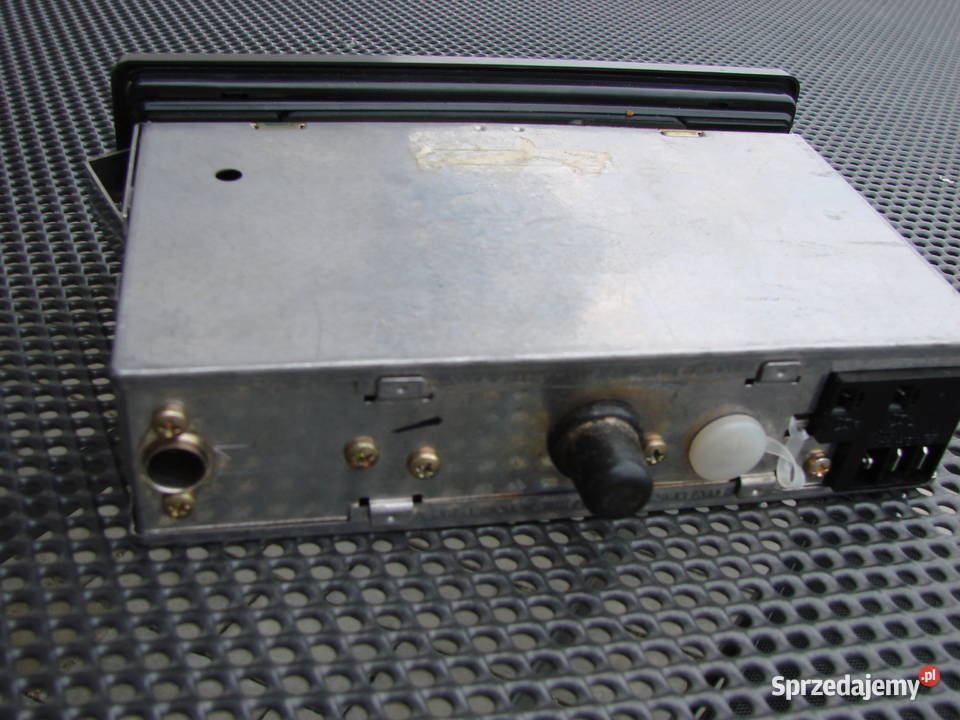 VW Golf I Karmann 70th radio Hitachi ORG nowe Mielec