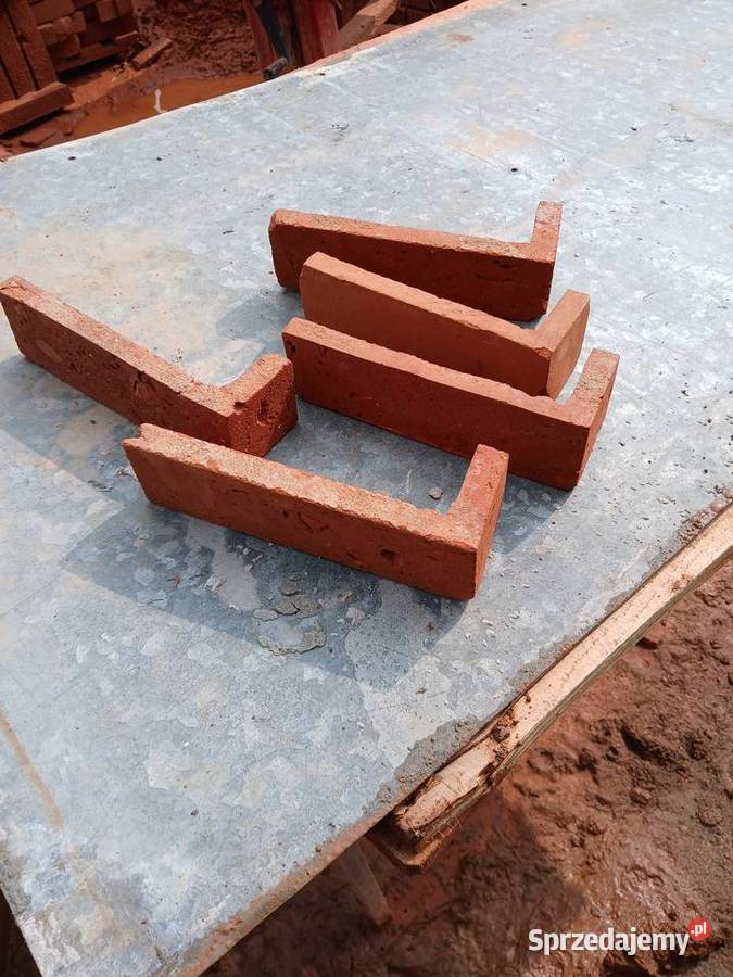 Lico z cegły rozbiurkowej