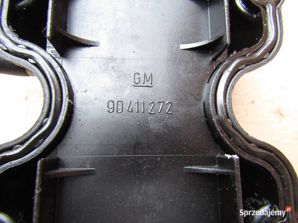 POKRYWA ZAWORÓW OPEL 12 14 8V 90411272 Mysłaków