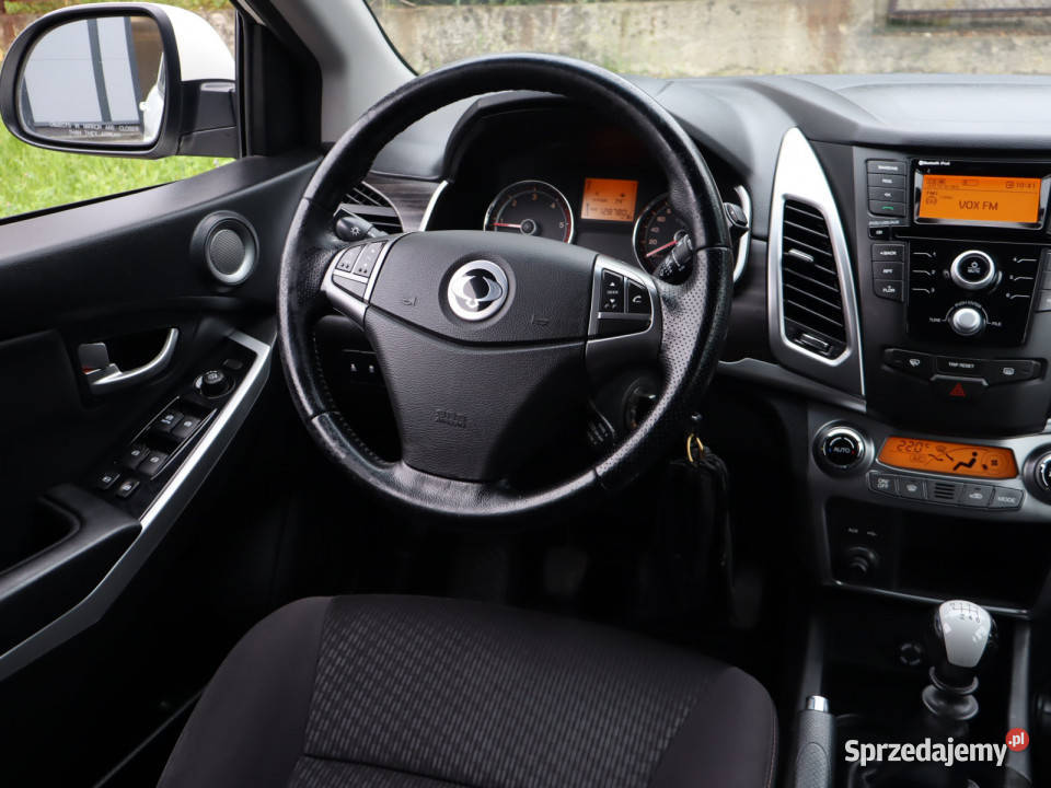 SsangYong Korando 20 eXDi Rok produkcji 2015 śląskie