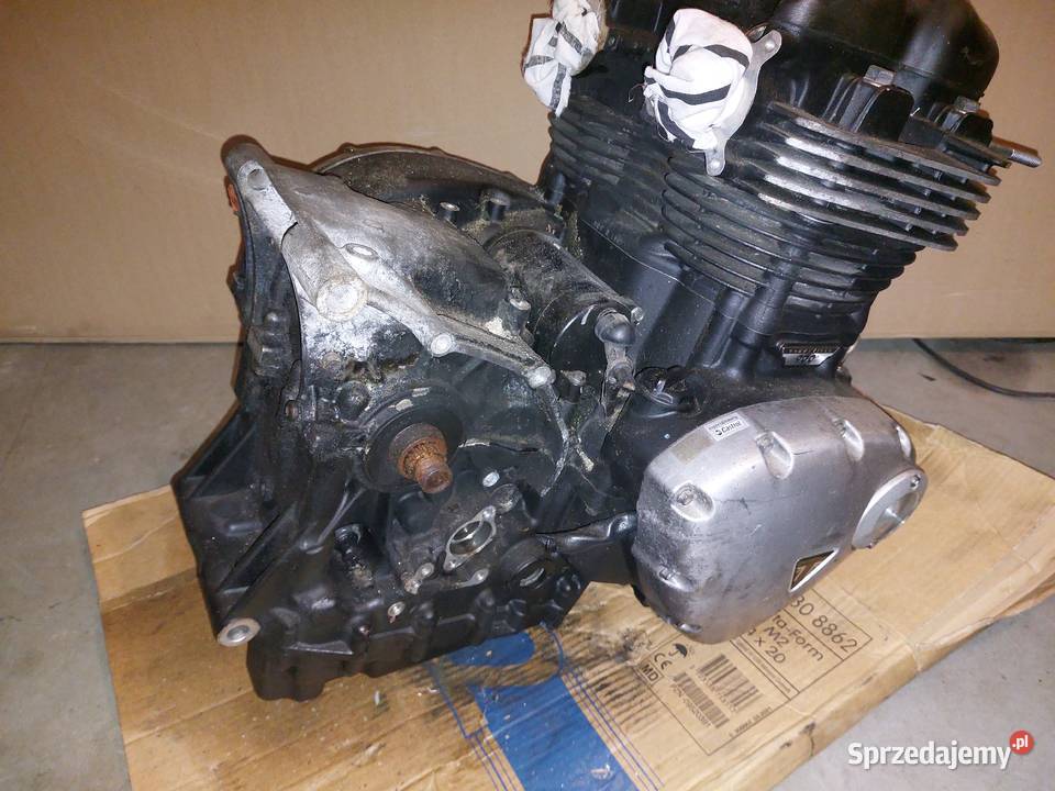 Silnik Bonneville Triumph 900 Kartuzy