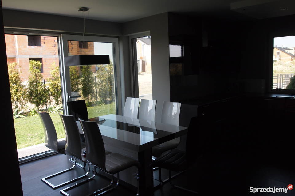 sprzedam luxusowy dom w zabudowie szeregowej