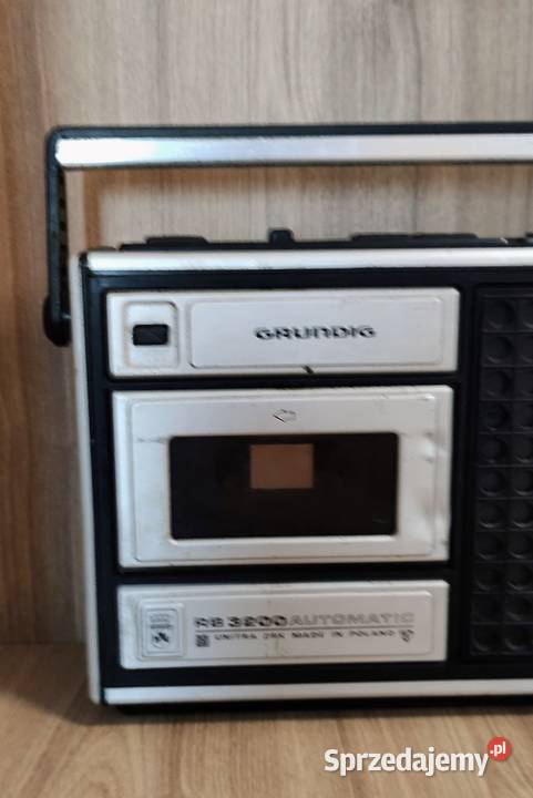 Radiomagnetofon Grundig RB 3200 prod ZRK UNITRA Pruszków