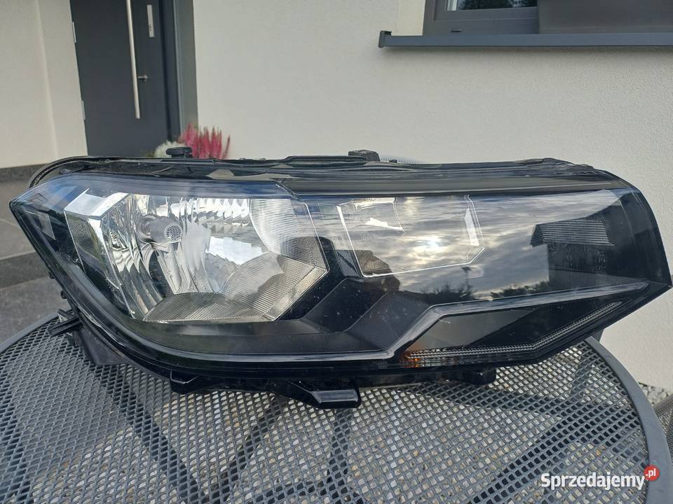 Lampa przód prawa Vw t cross 2020 Rok produkcji 2020 Motoryzacja Wrocław