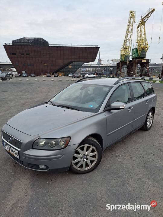 VOLVO V50 KOMBI 2.0D 6-biegów 2007 rok