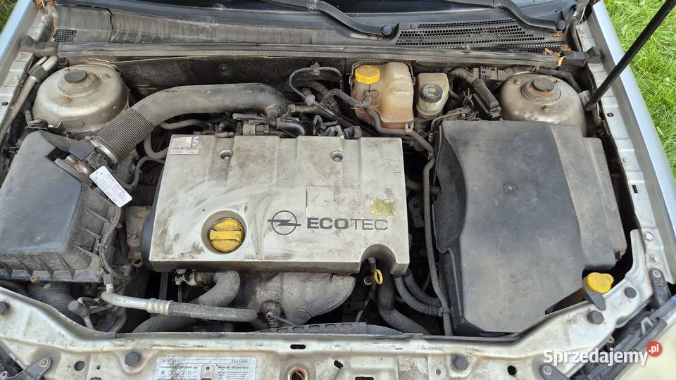 Opel Vectra C 18 LPG 122 uszkodzona odpala do sprzedam
