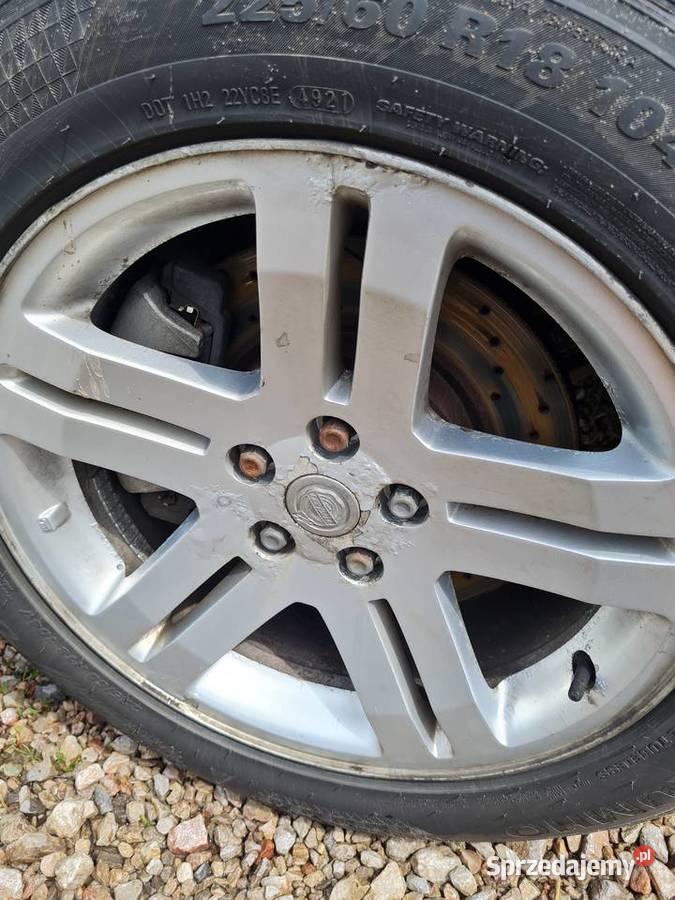 Chrysler 300c nieuszkodzony Lack