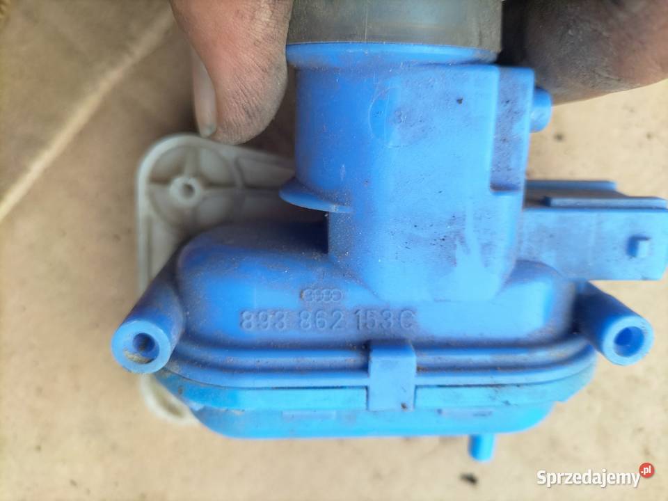 Audi 80 B4 893862153C Siłownik zamka