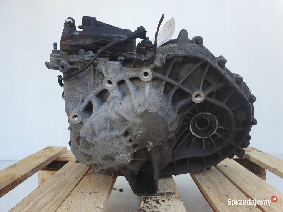 Volvo V70 III S80 II 25 T turbo SKRZYNIA BIEGÓW osobowe