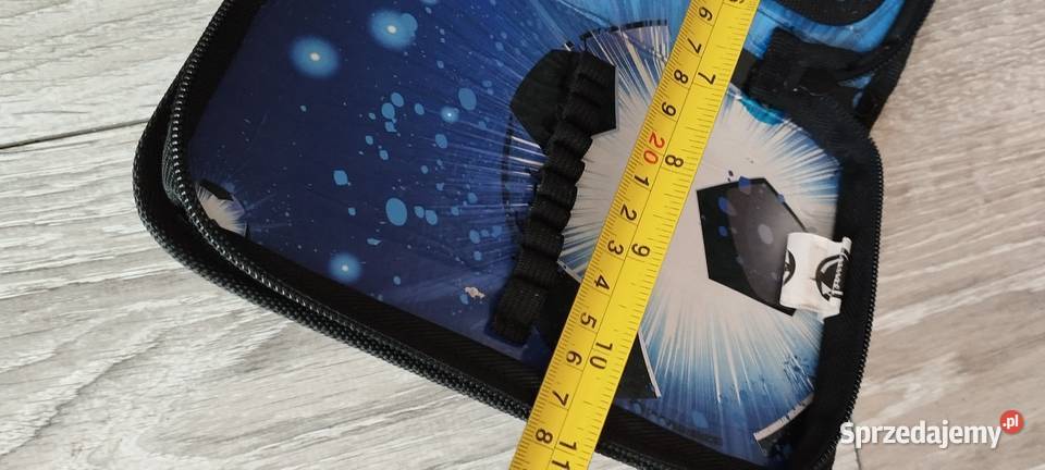 piórnik szkolny piłka Artykuły szkolne Poznań