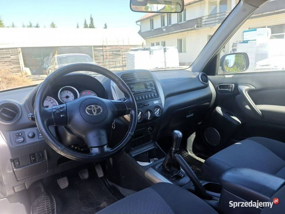 Toyota RAV4 Klima 4 x 4 serwis II 20002005 Rok produkcji 2004 Nowy Sącz