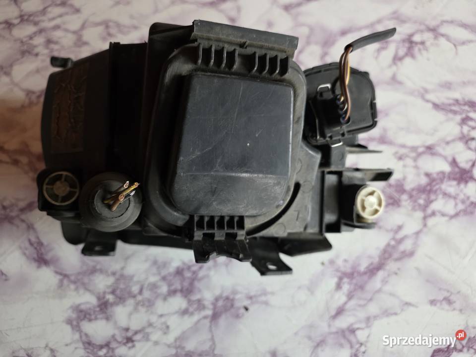 LAMPA PRZEDNIA LEWA audi a4 b5 275000km