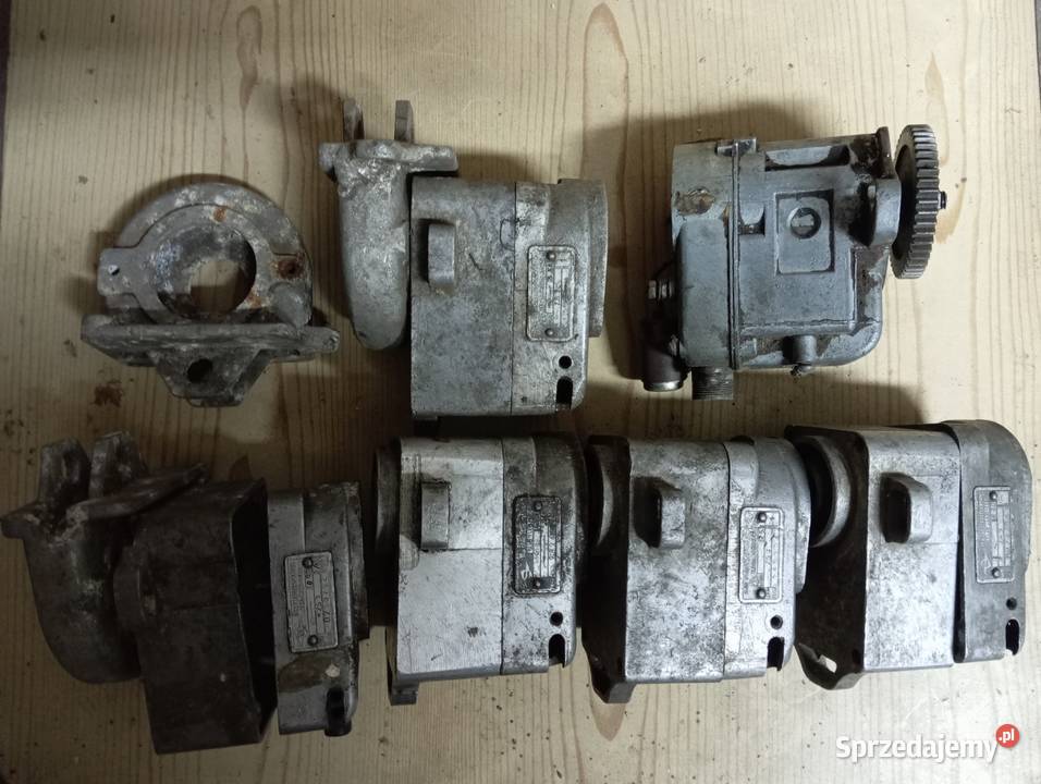 iskrownik junak M10 simson awo Części i akcesoria motocyklowe śląskie Kłomnice sprzedam