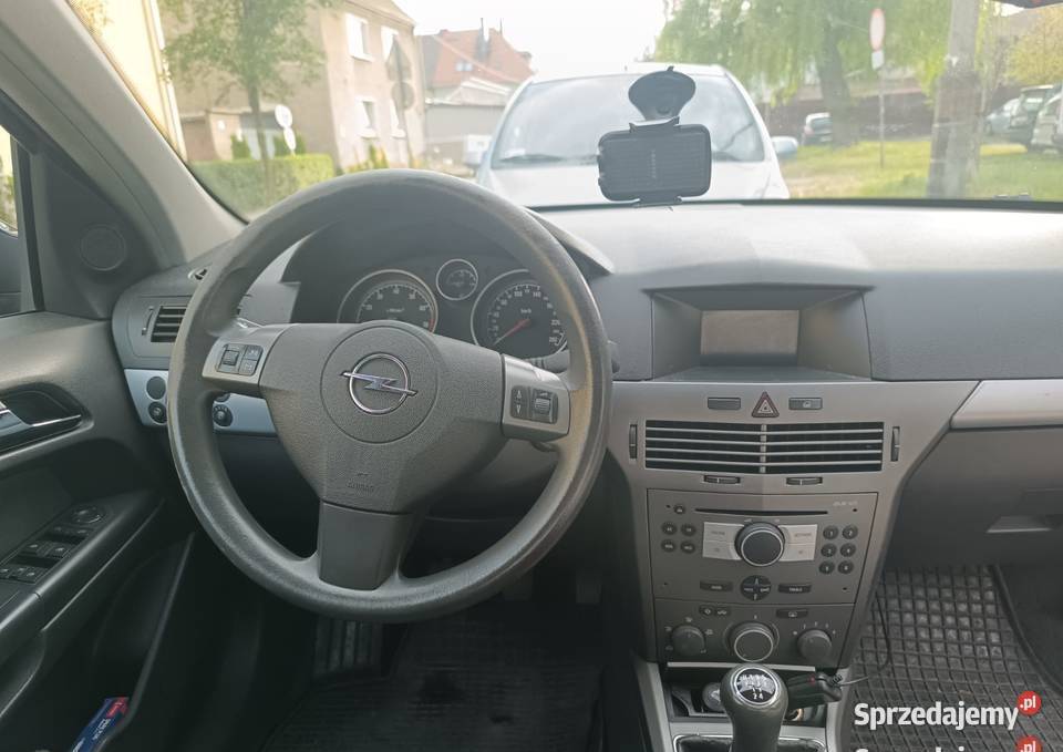 OPEL ASTRA Radom