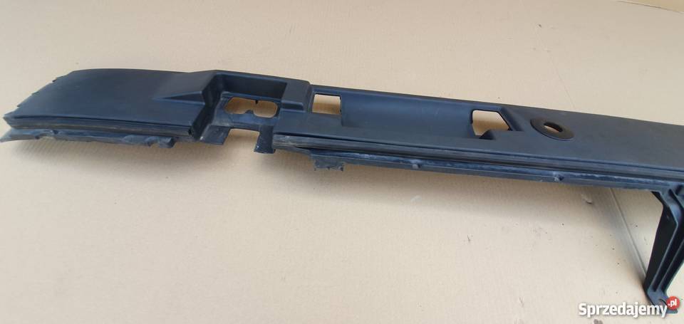 VOLVO FH4 PODSZYBIE PAS LISTWA PODSZYBIA 24518 Bieleń sprzedam