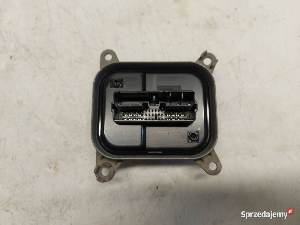 TESLA MODEL Y 2023r Przetwornica lampy przód Przetwornice