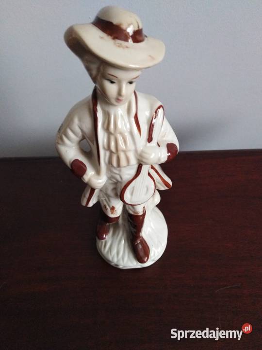 Porcelanowa figurka muzyk skrzypek antyk Miejsce Piastowe