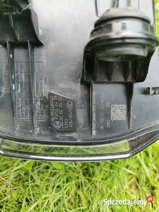 LAMPA TYLNA VW ID 4 LED 11A945095 LEWA Oświetlenie dolnośląskie Jelenia Góra