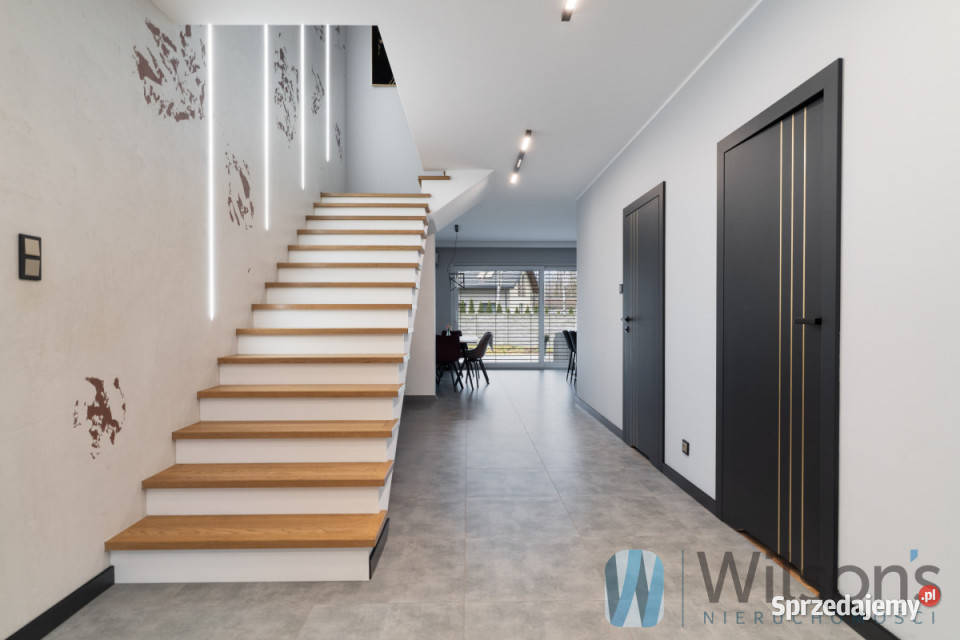 Dom wolnostojący 213m2 Wiązowna mazowieckie