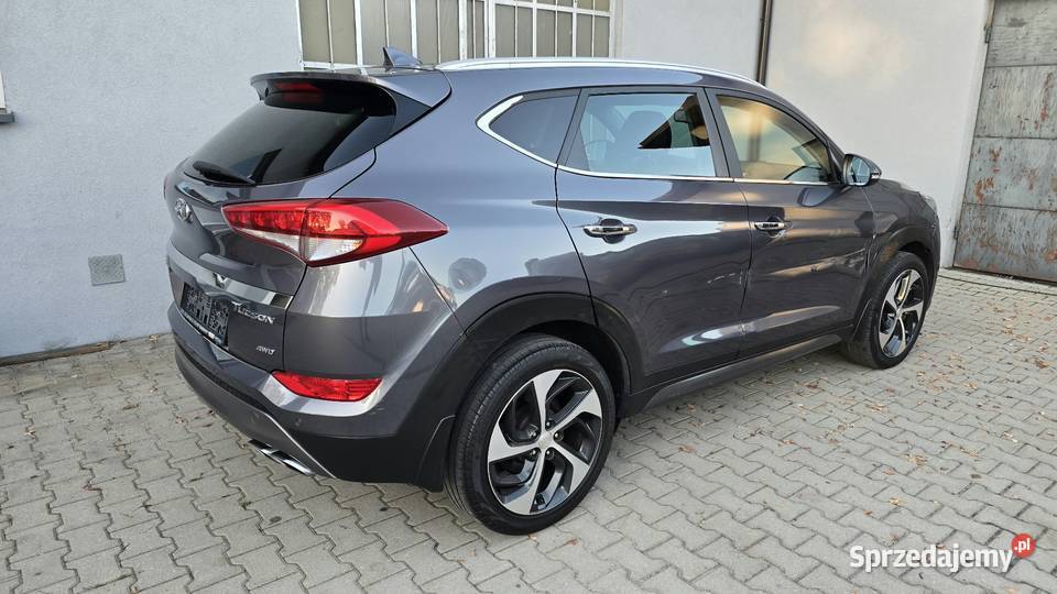 Hyundai Tucson 20 CRDI Comfort 4WD diesel Nowy Świętów sprzedam