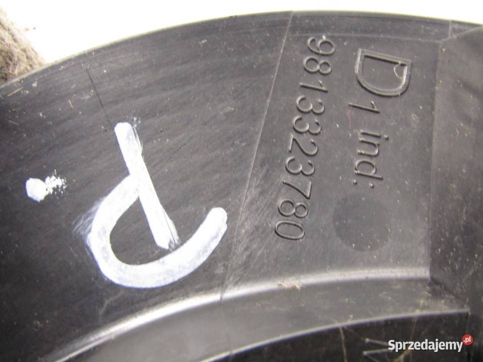 ZAŚLEPKA OSŁONA TRÓJKĄT BŁOTNIKA PRAWY CITROEN