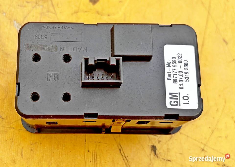 OPEL FRONTERA B PRZEŁĄCZNIK ŚWIATEŁ 897177 9590 Radom