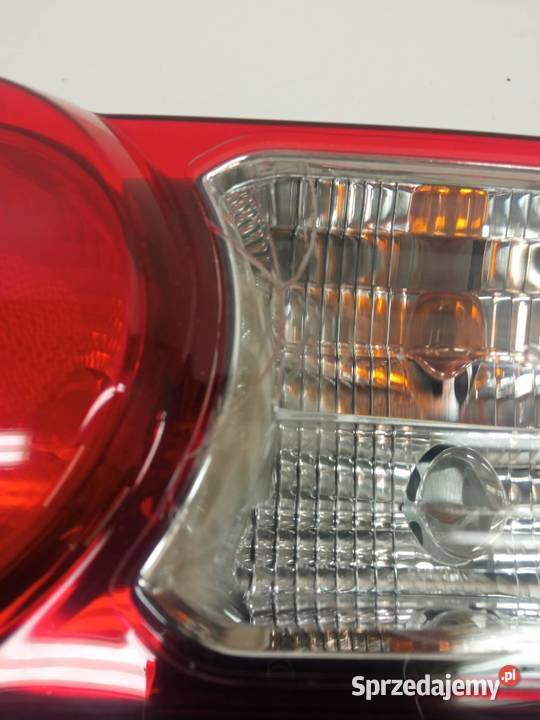 LAMPA TYŁ LEWA LIFT FL 9680608080 Peugeot sprzedam