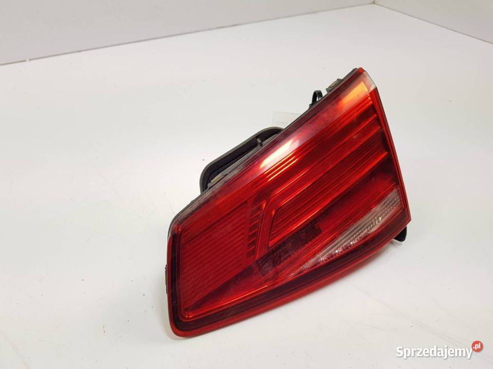 LAMPA W KLAPE PRAWA VOLKSWAGEN PASSAT B8 osobowe Lipno