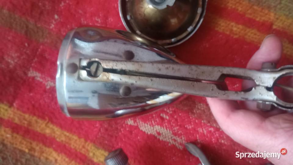 Stara lampa i dynamo BOSCHunikat Szczebrzeszyn