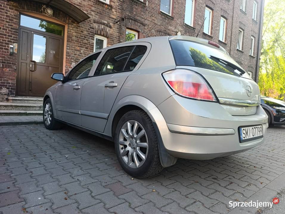 Astra H z gazem prywatna Długie opłaty welurowa tapicerka Sosnowiec