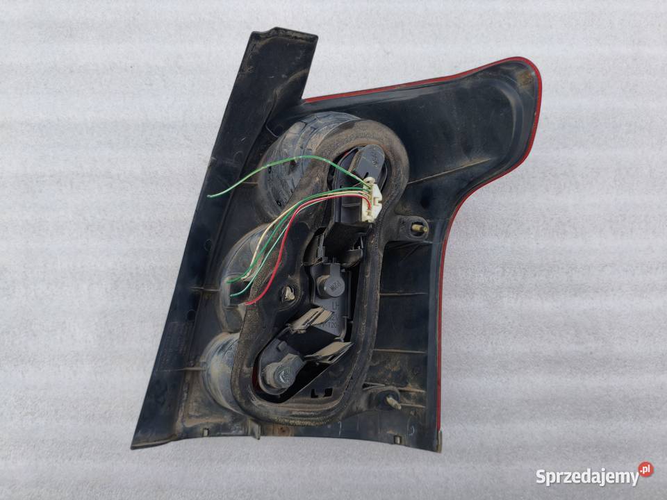 Lampa Lewy Tył Tylna Lewa Toyota Avensis T25 lewe Wyszków sprzedam