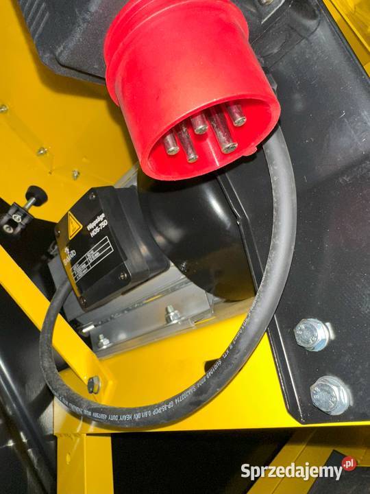 Piła wahadłowa Cyrkularka Niemiecka tarcza 700 Limanowa