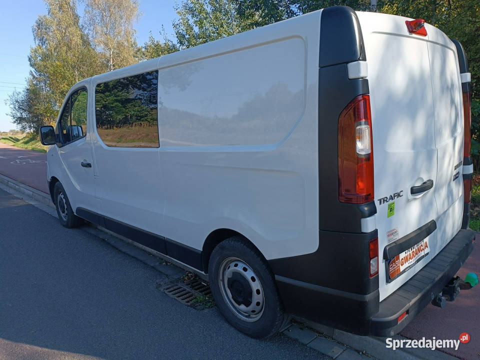 Renault Trafic 6osobowy rej jako osobowy bez diesel Renault śląskie Chełm Śląski