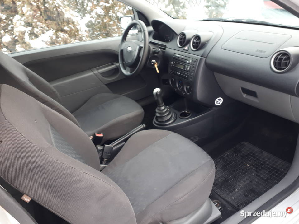 ford fiesta 14 tdci mały przebieg super nieuszkodzony sprzedam
