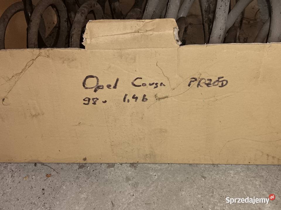 Opel Corsa 1998 sprężyny zawieszenia sprzedam