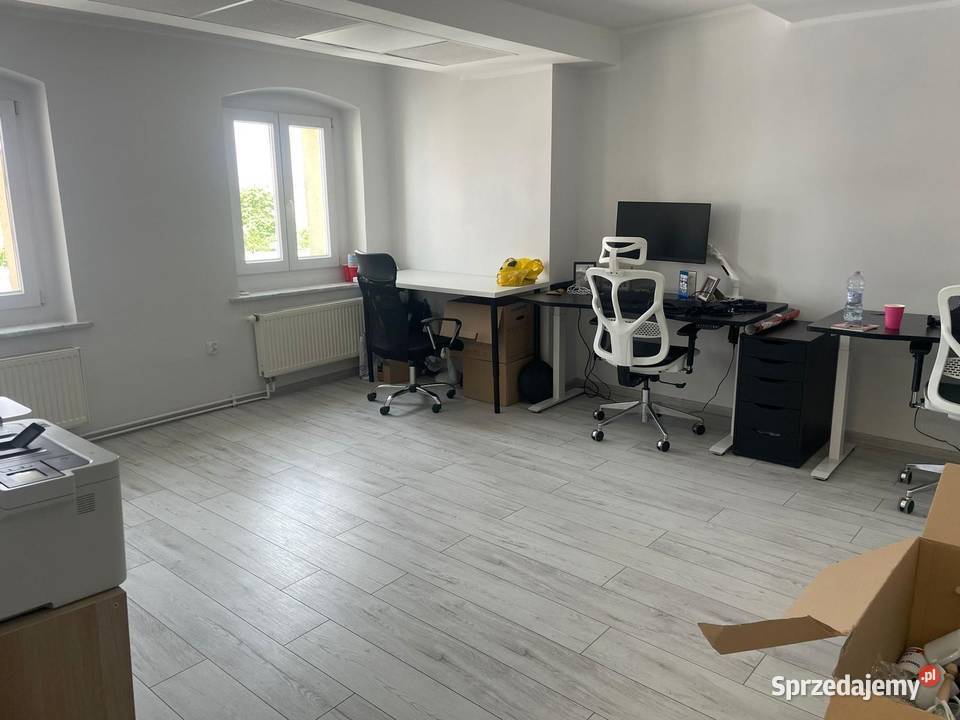 lokal biurowy 107 m kw trzecie piętro parking w opolskie