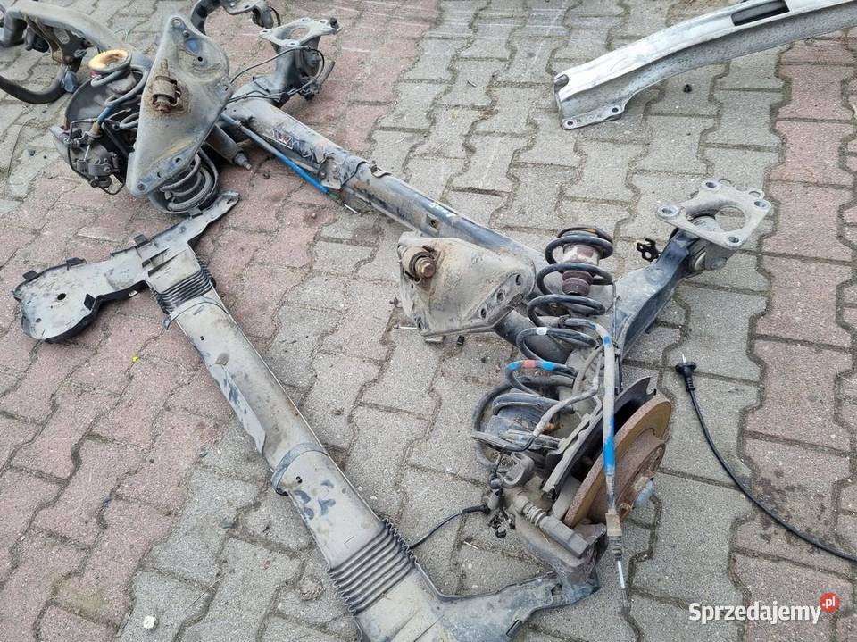 ZAWIESZENIE TYLNE OŚ BELKA TYŁ PEUGEOT 5008 I